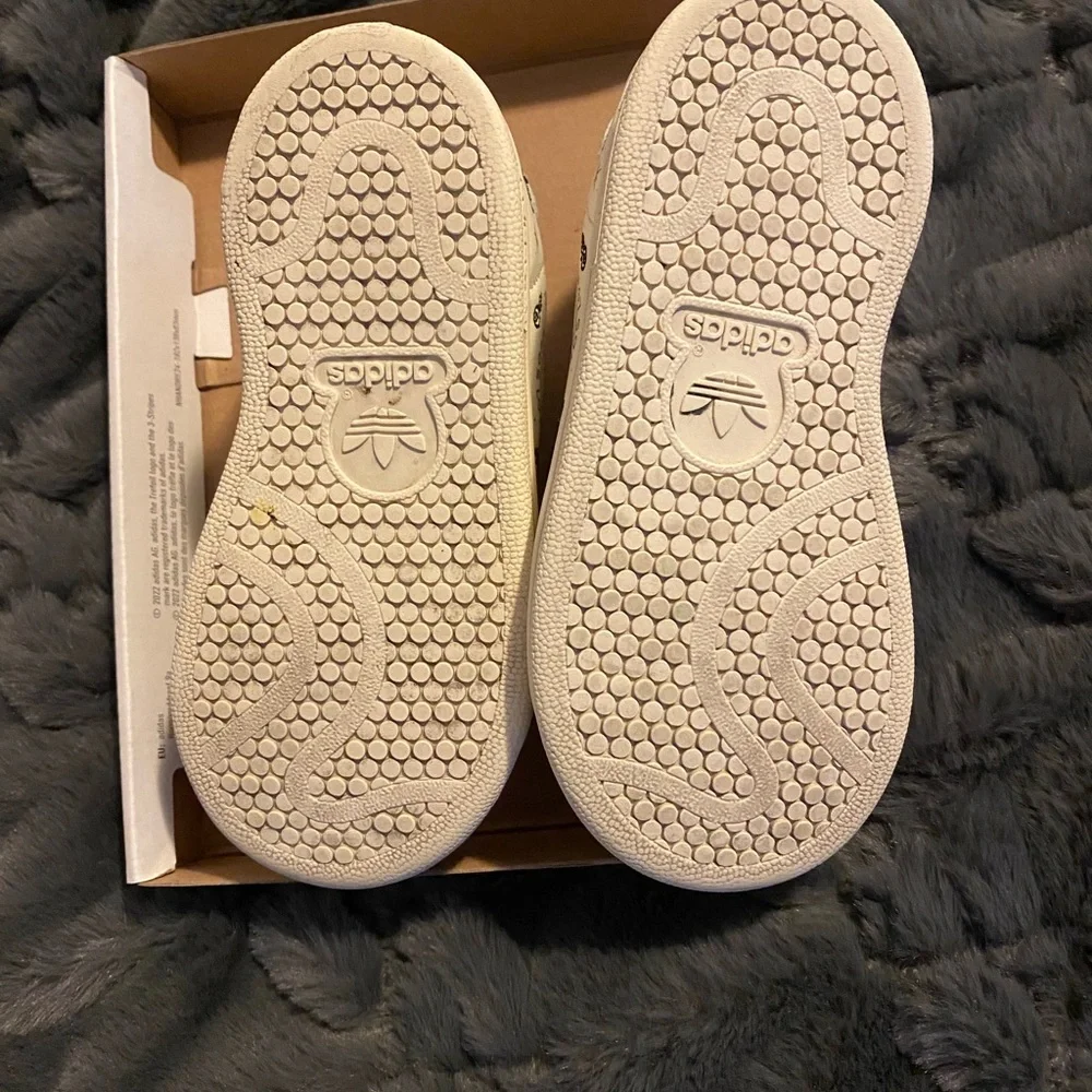 ✨LIMITED Edition ✨” André Saraiva “Kids' Stan Smith Sneaker size 7 (toddler) - Picture 8 of 14